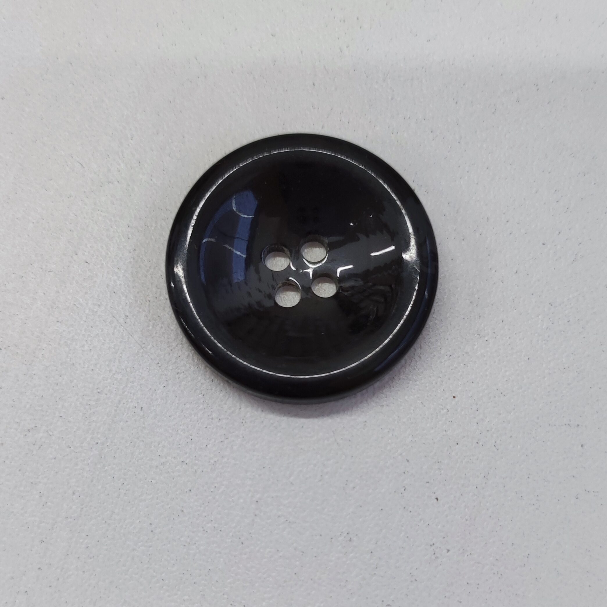 Botão de Poliéster