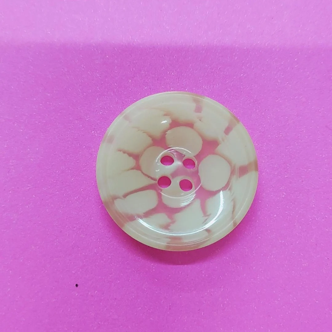 Botão de Poliéster