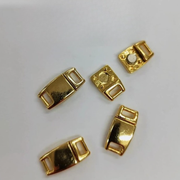 Botão Magnético Dourado