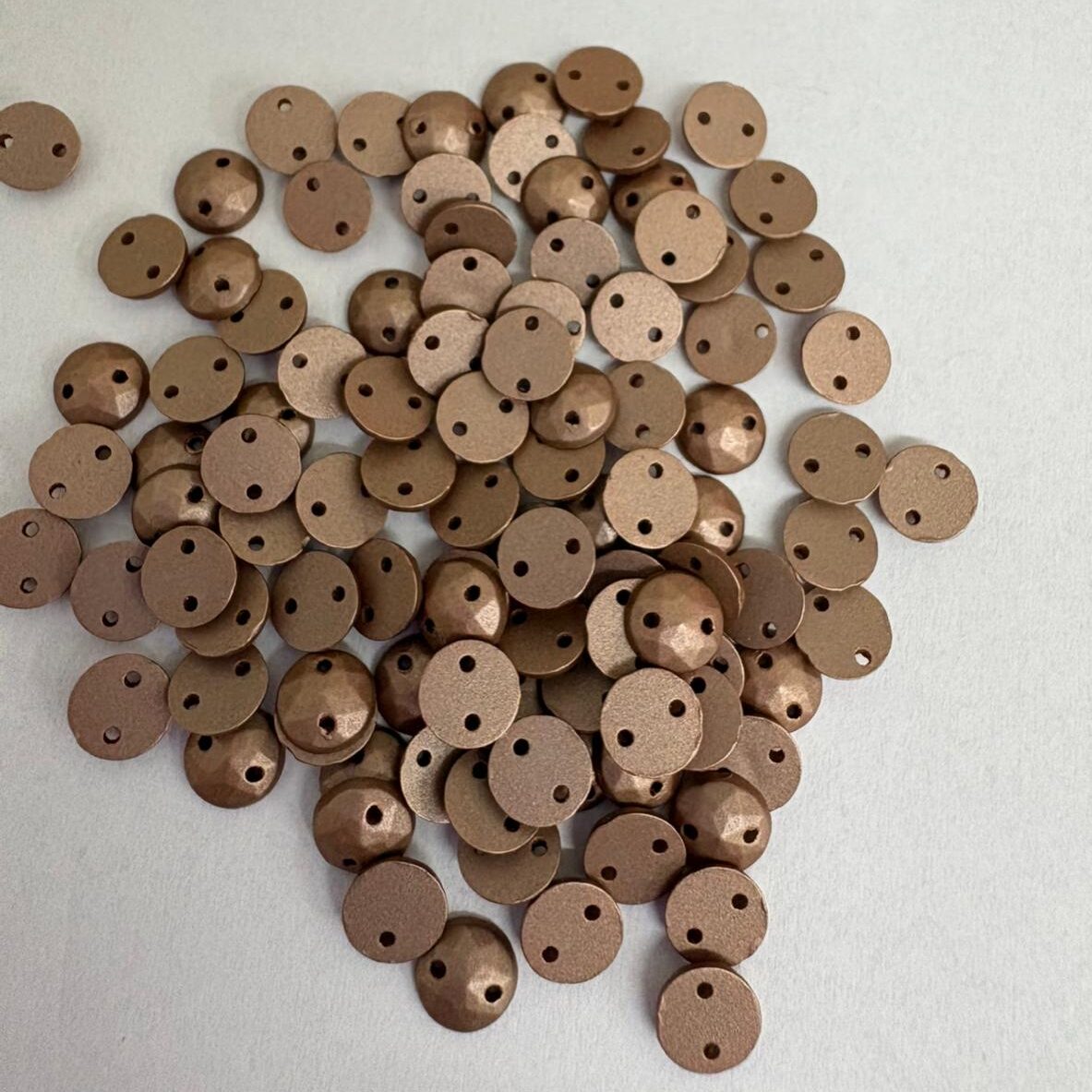 Chaton Redondo 10mm Cobre/ 3000 peças