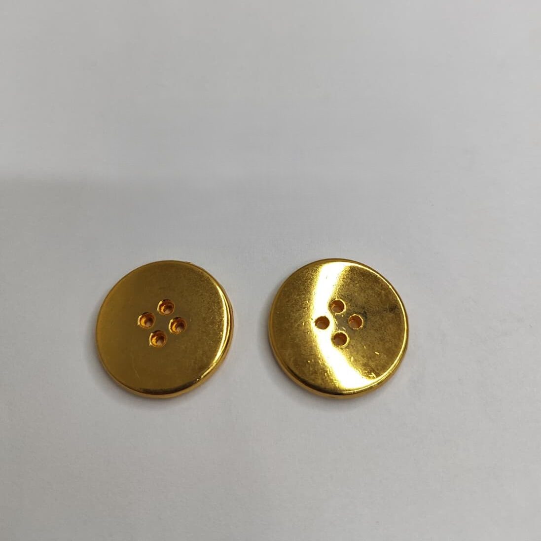 Botão de Metal 12554/40 Tam 40 Ouro/ 500 pçs