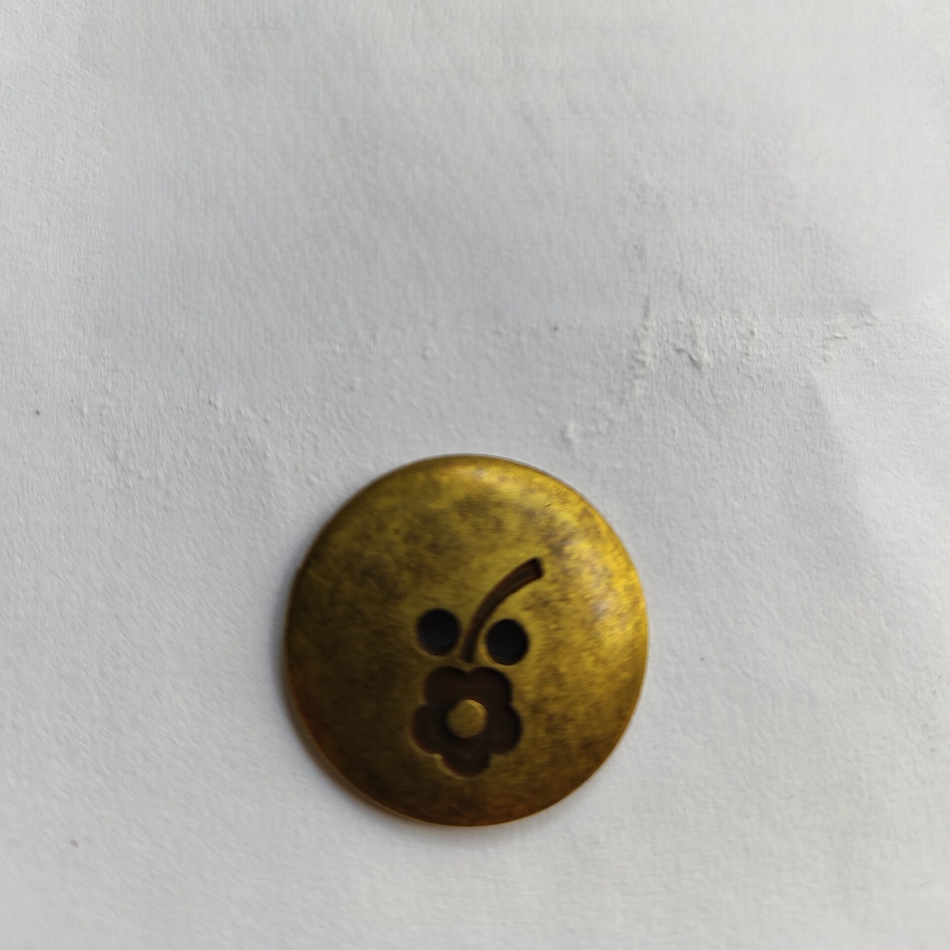 Botão de Metal 7343/38 Tam 38 Ouro Velho/1000pçs