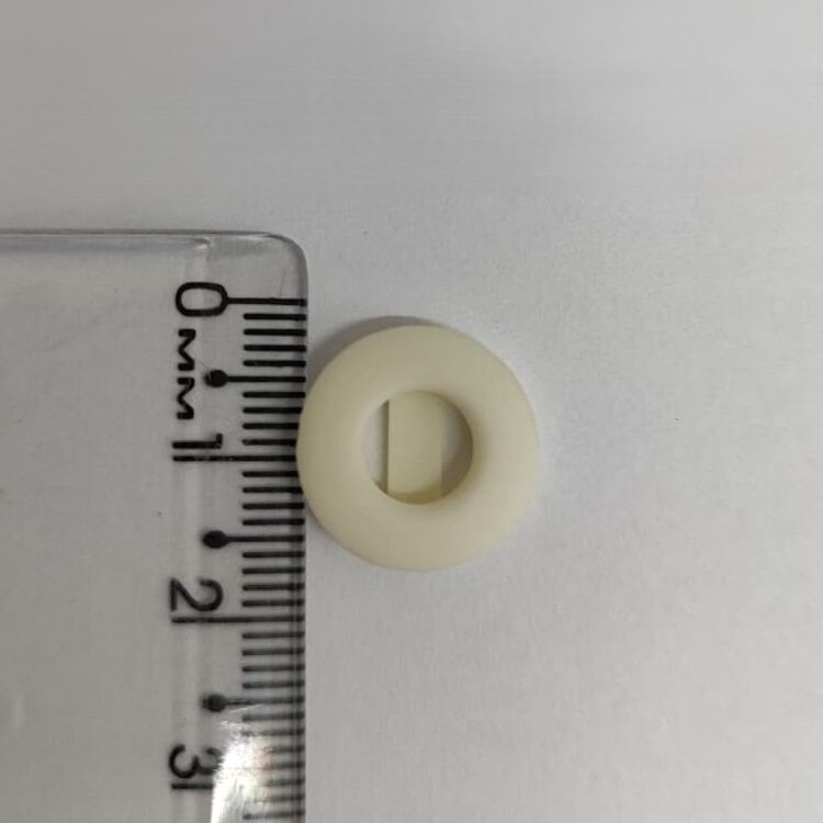 Passante 0,5cm de ABS 002/5 Branco/ 500pçs