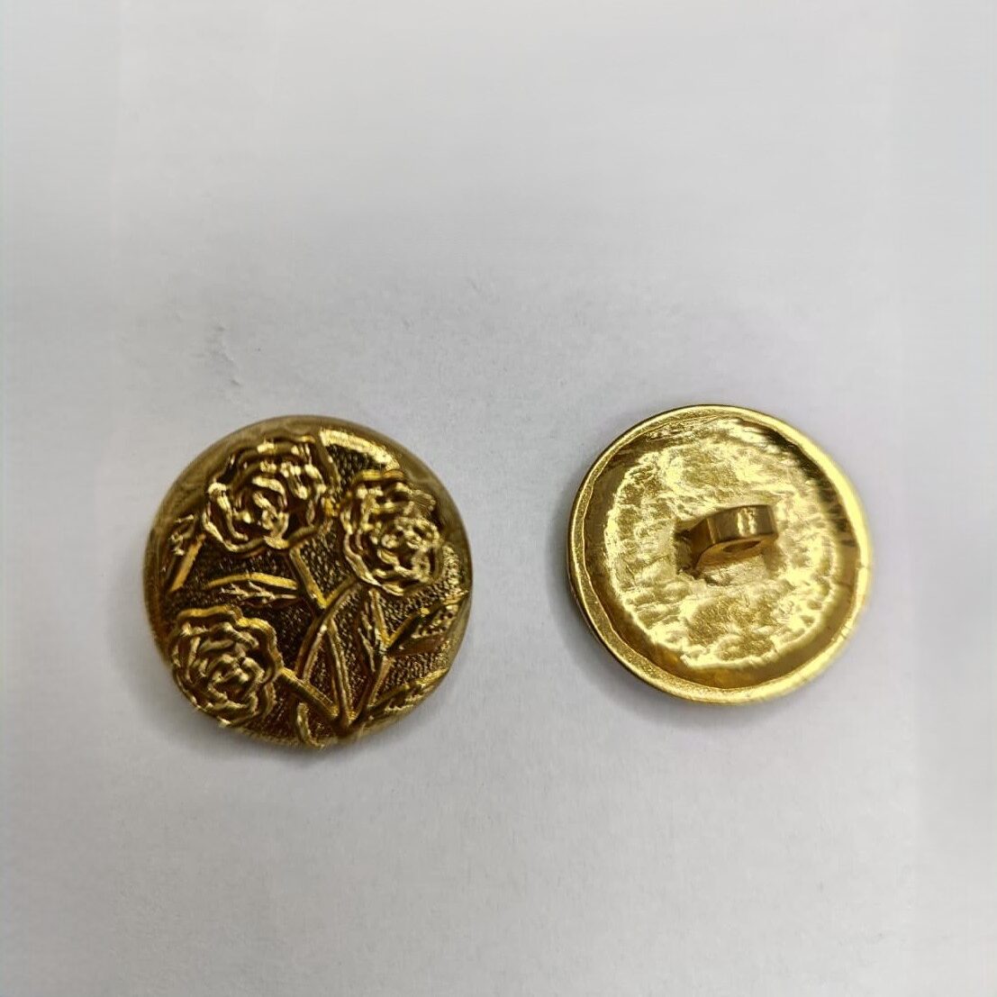 Botão de Metal 13061/40 Tam 40 Dourado/ 500pçs